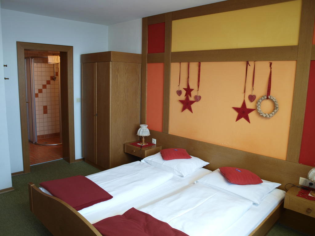 Sportgasthof Lipp Lederwinkel Zimmer foto