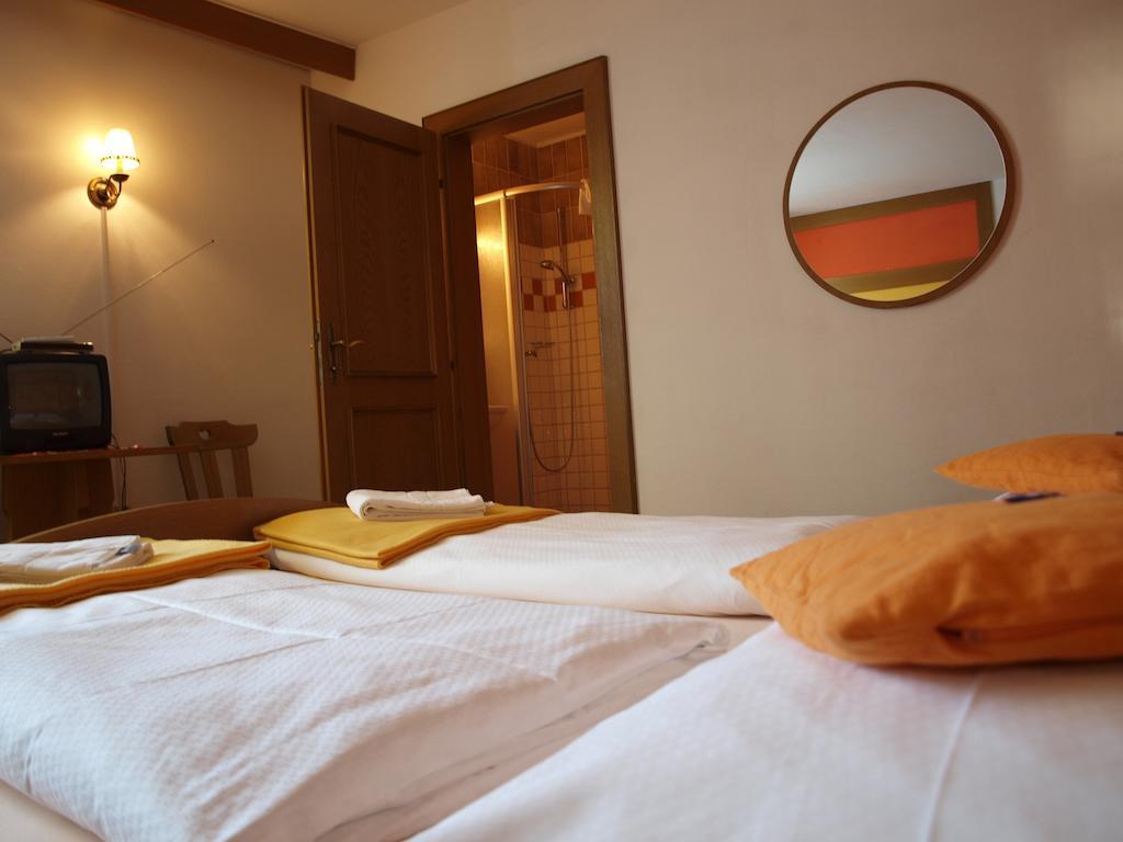 Sportgasthof Lipp Lederwinkel Zimmer foto